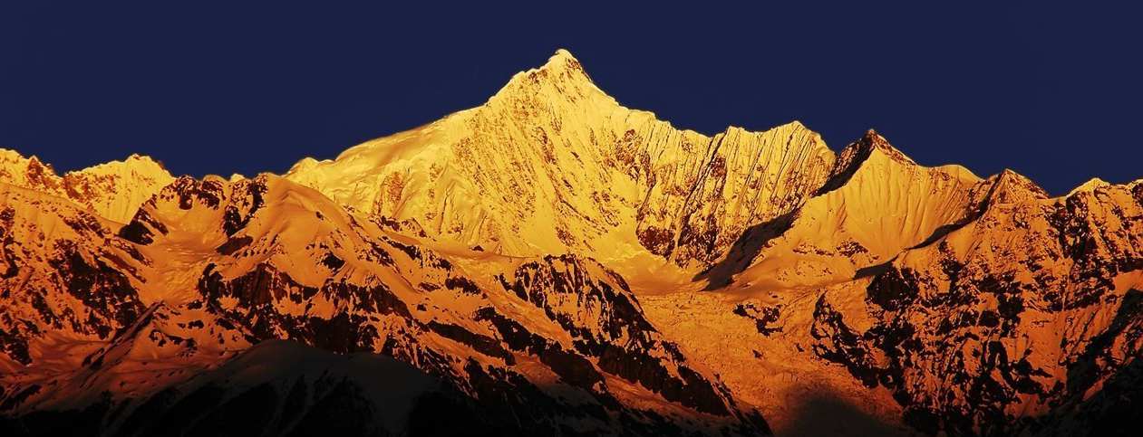 就爱爬山